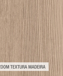Close-up of light brown wood grain with vertical lines and subtle texture; overlay reads 'ZOOM TEXTURA MADEIRA'.