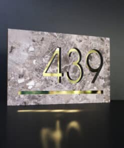 Sinal Numérico Lombarda Grigio e Dourado Personalizável
